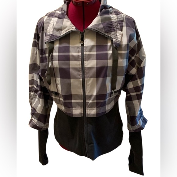 NWOT Lululemon Plaid Zipper front over Grey Jacket - Picture 1 of 12